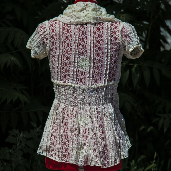 "Pretty Good" cream lace shrug - Picture 2 of 5